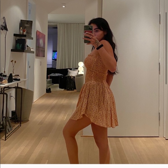 Blue Life Dance Till Dawn - Smocked Floral Romper planet blue - Picture 2 of 5